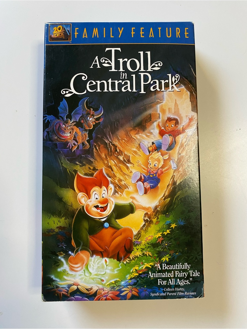 A Troll in Central Park (VHS, 1995) Dom Deluise